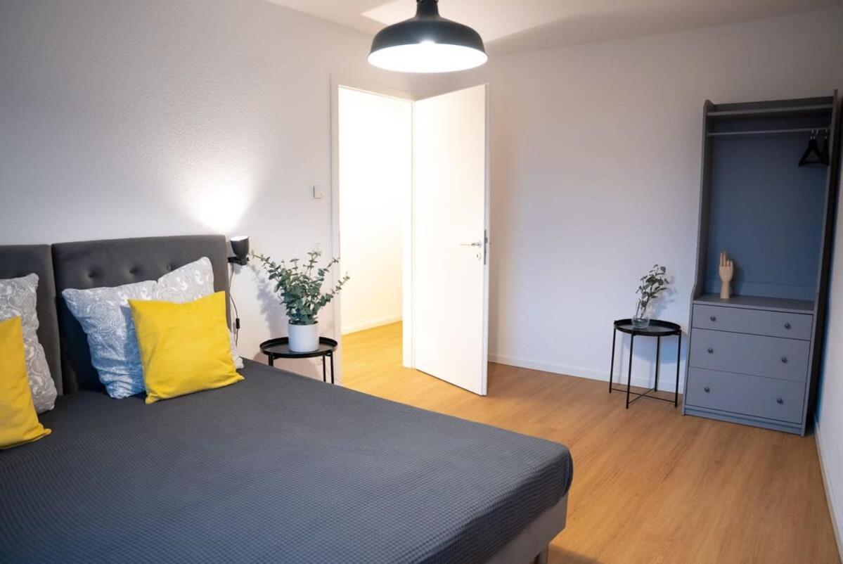 Four Bedroom In Urban Location Hamburg Exterior photo