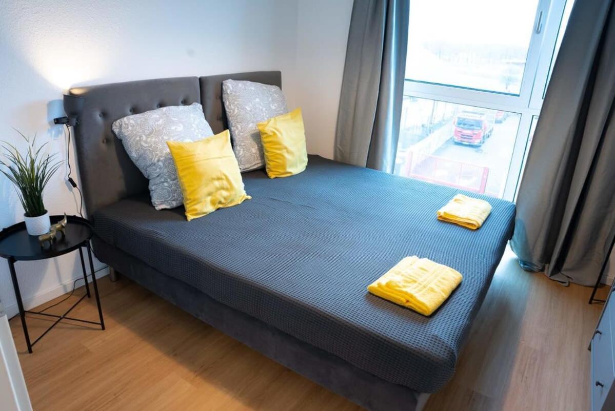 Four Bedroom In Urban Location Hamburg Exterior photo